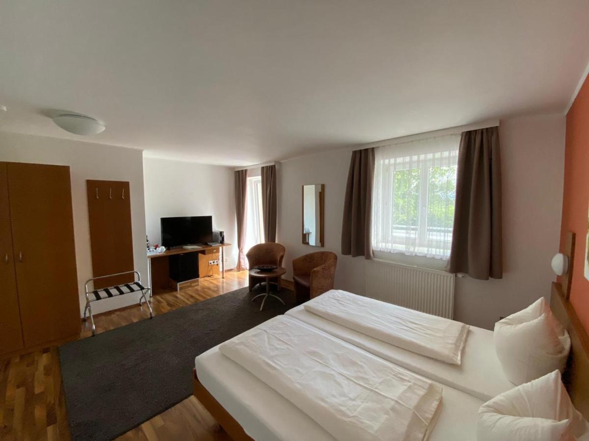 Og'S Golf Lodge Kematen an der Krems Luaran gambar