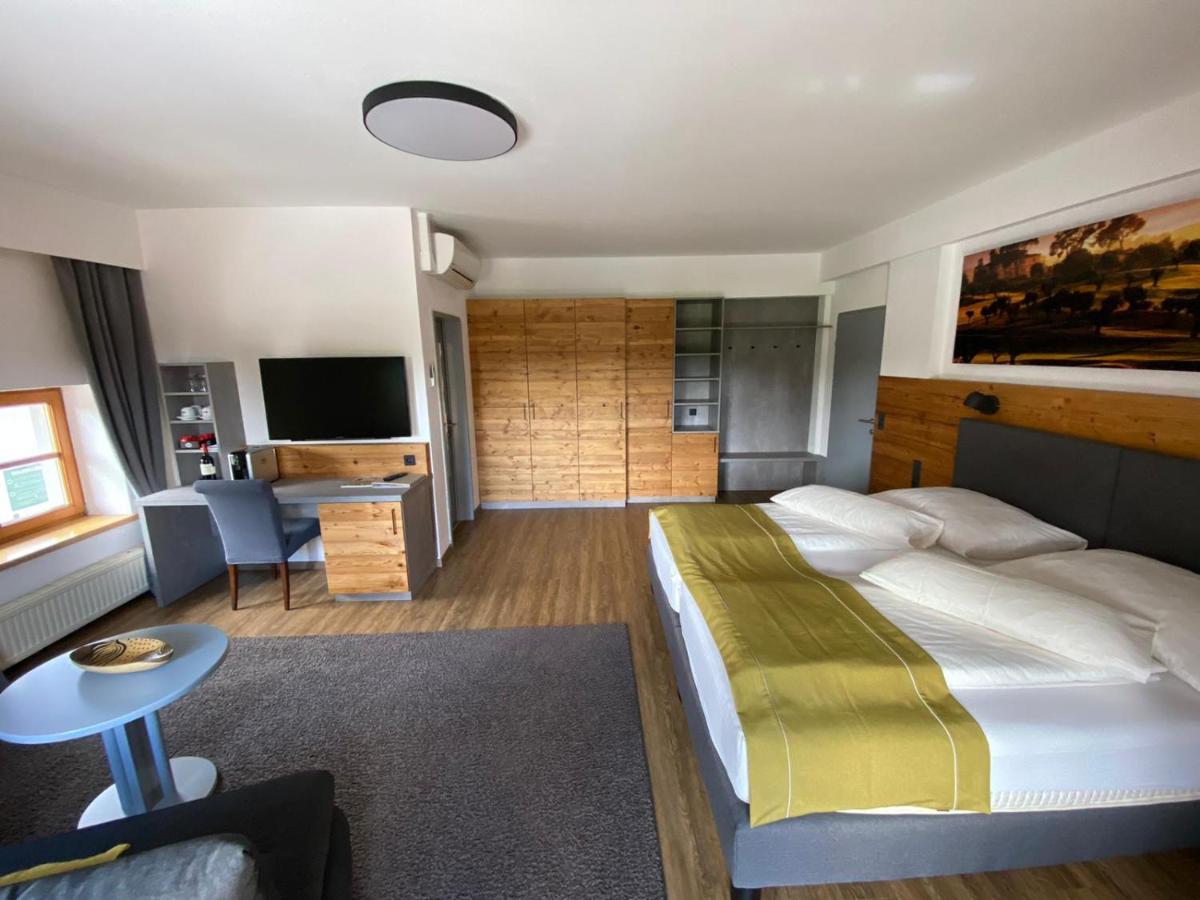 Og'S Golf Lodge Kematen an der Krems Luaran gambar
